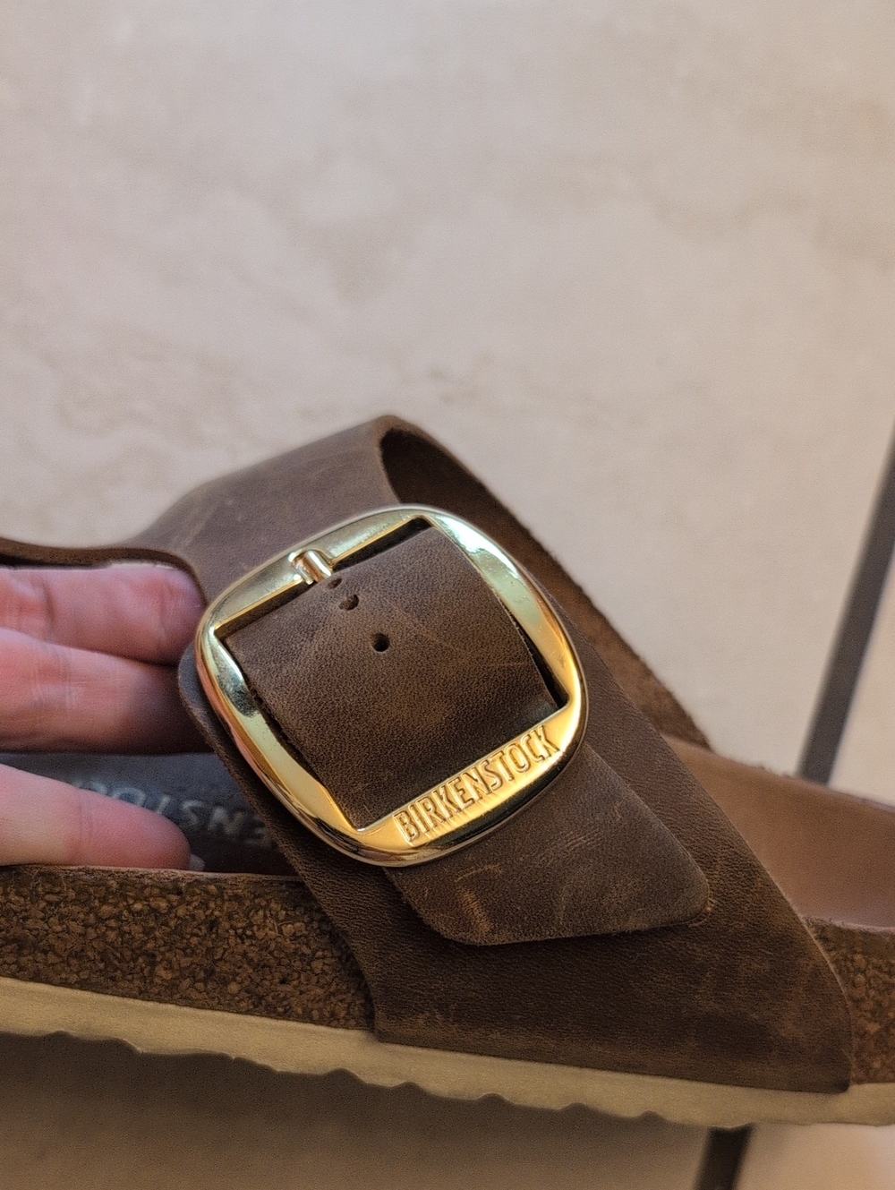 BIRKENSTOCK GIZAH LEATHER SANDALS SIZE 41 Gold BROWN - Picture 6 of 9